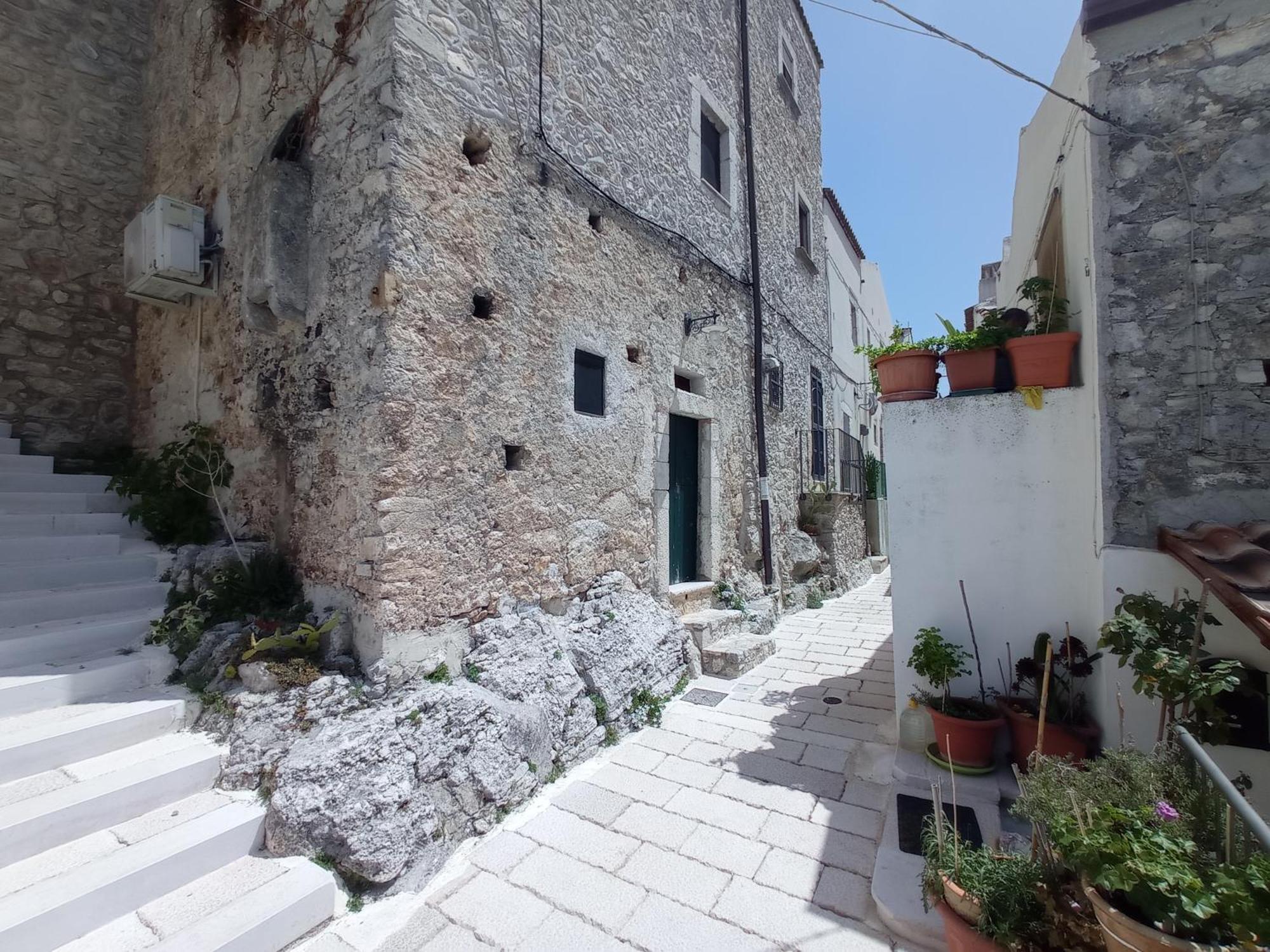 Case Vacanza Al Borgo Antico Vico Del Gargano Exterior foto